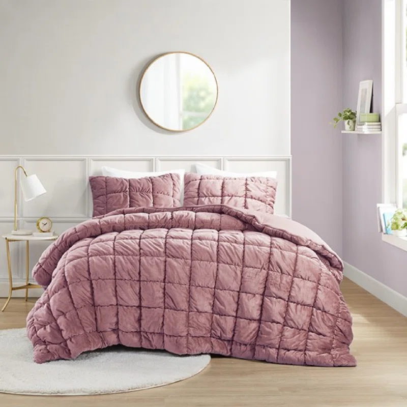 Intelligent Design Velvet Dream Puff Velvet Comforter Set