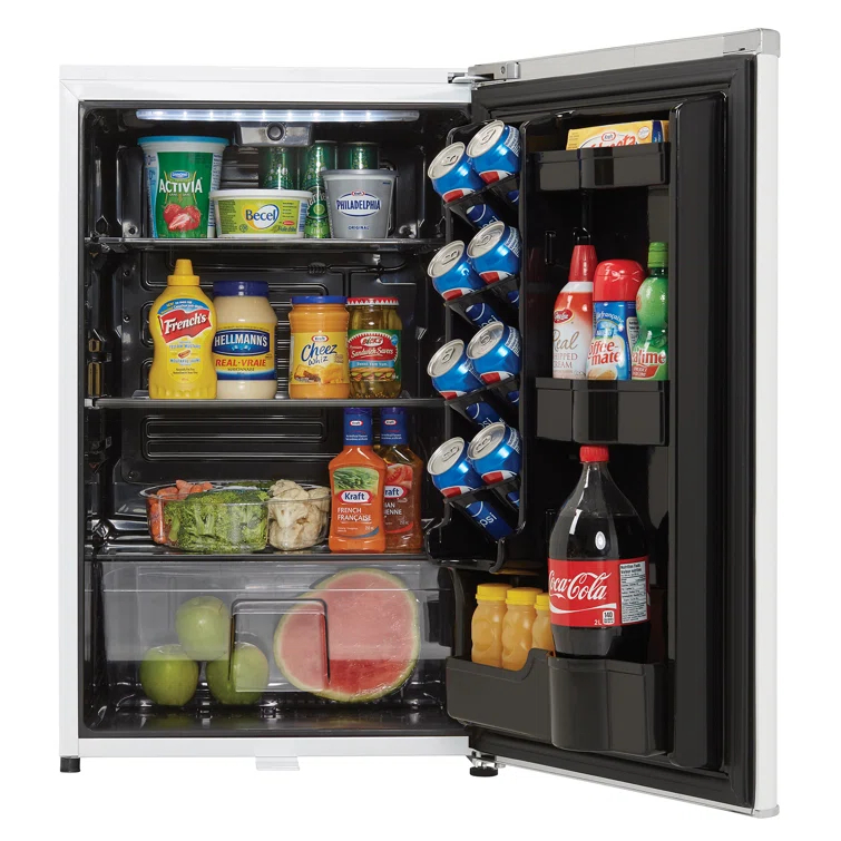 Danby Danby Classic Retro 4.4 Cubic Feet Freestanding Mini Fridge