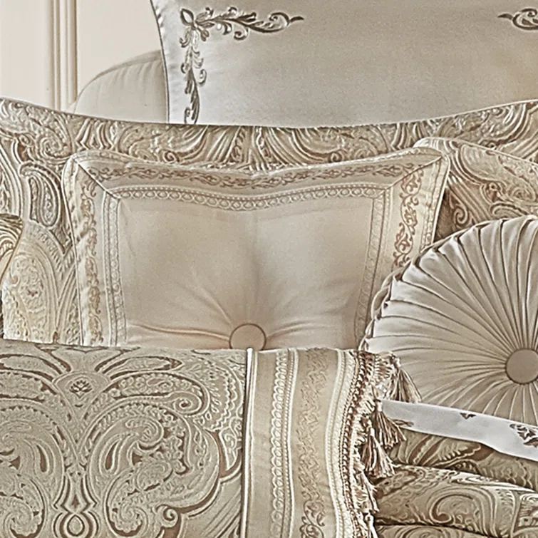 Five Queens Court Taylor Square Decorative Throw Pillow | Wayfair