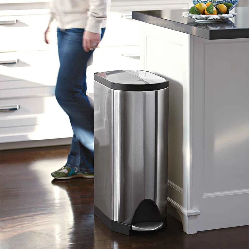 simplehuman Butterfly Lid Kitchen Step Trash Can, Brushed Stainless Steel
