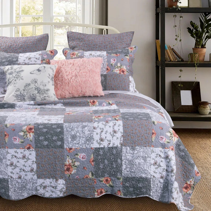 Benjara Quilt Set | Wayfair