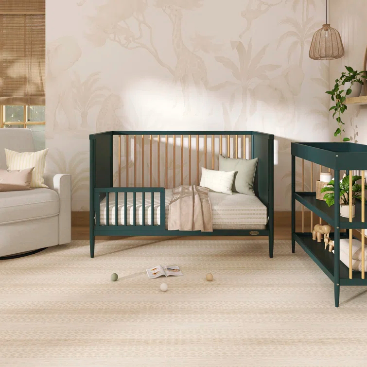 Clover Convertible Crib