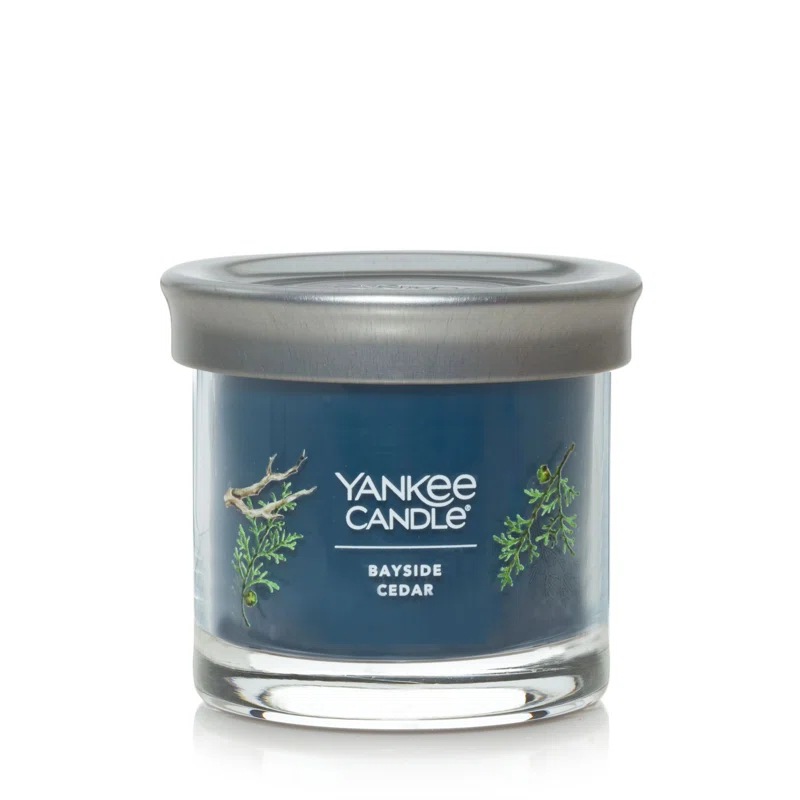 YANKEE CANDLE Signature Bayside Cedar Scented Tumbler Candle