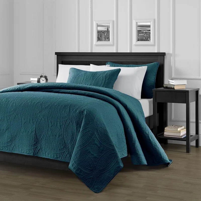 Austin Standard Geometric Shapes Coverlet Set