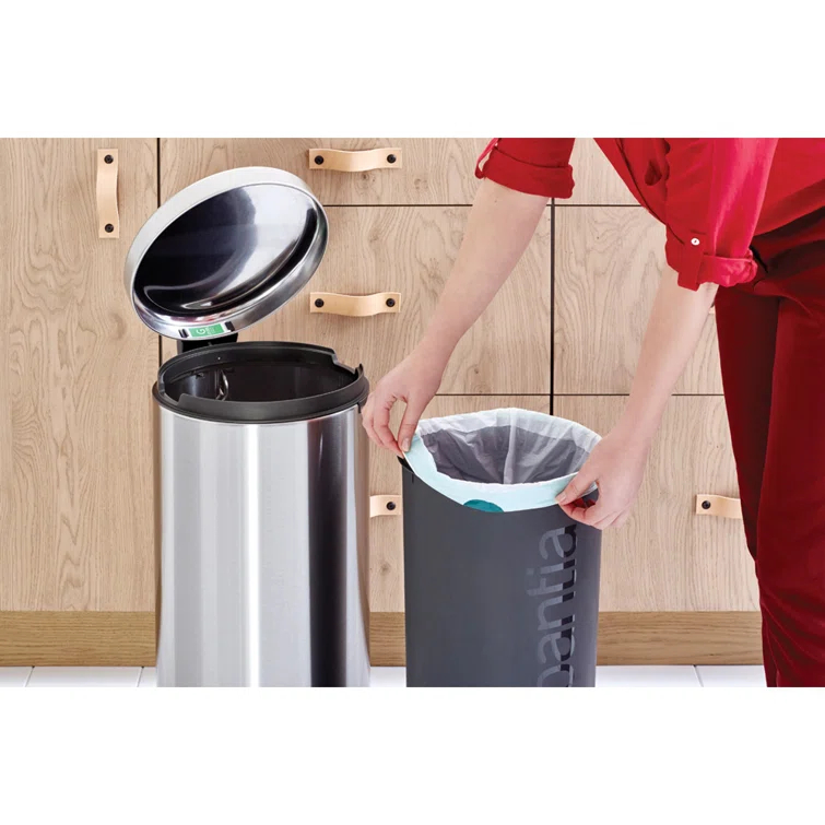 Brabantia NewIcon Step On Trash Can, 8 Gallon (30 Liter)