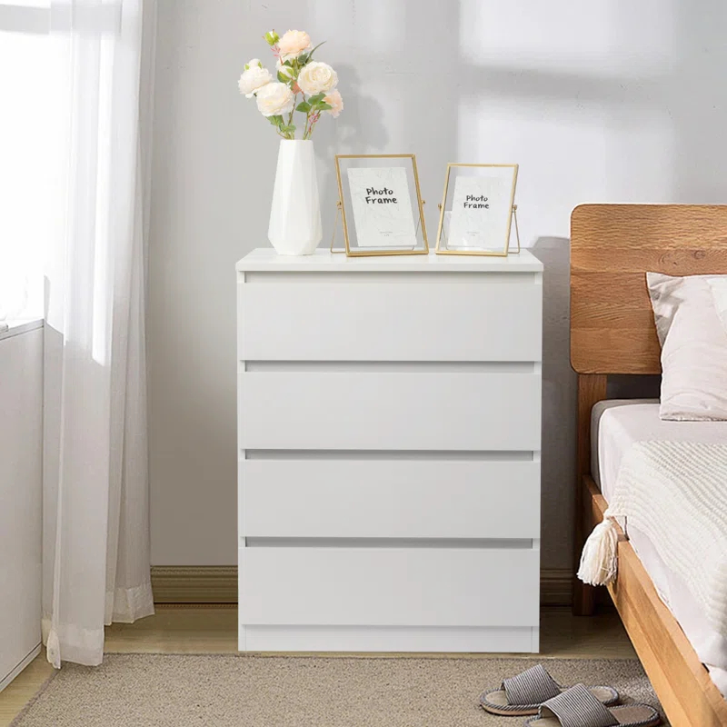 Wade Logan® Braegan 24'' W 4 - Drawer Dresser