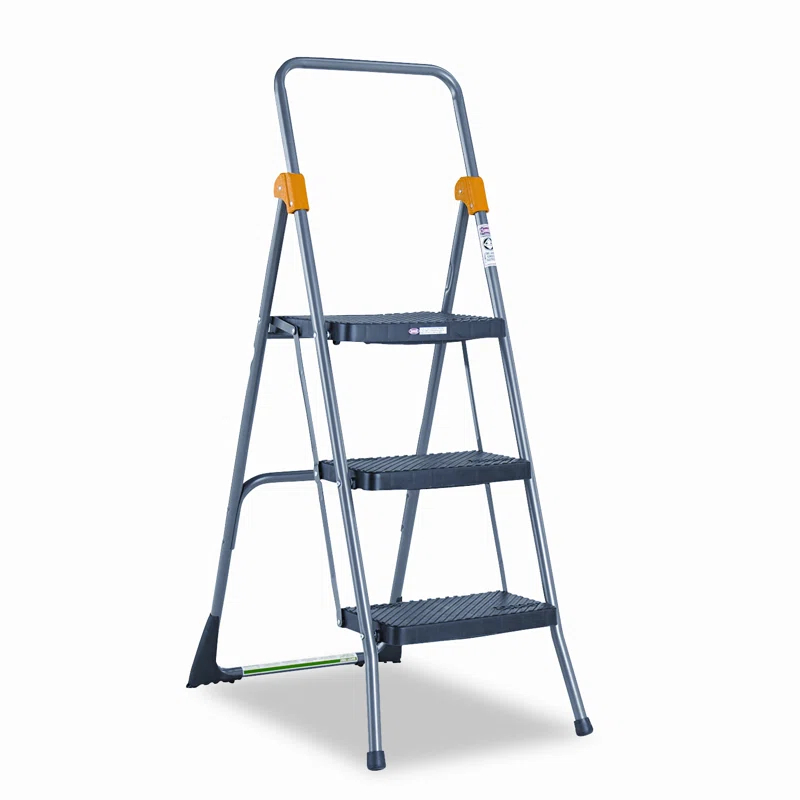 WFX Utility™ 3 - Step Steel Folding Small Step Ladder