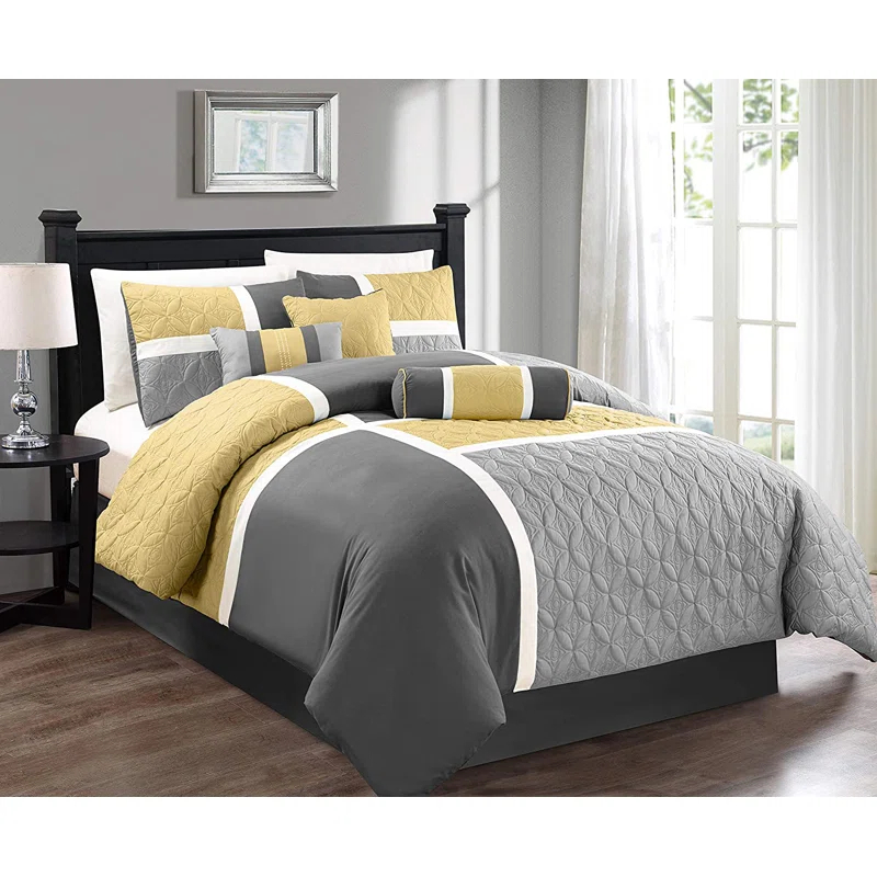 Upland Patchwork 7 Piece Comforter Set