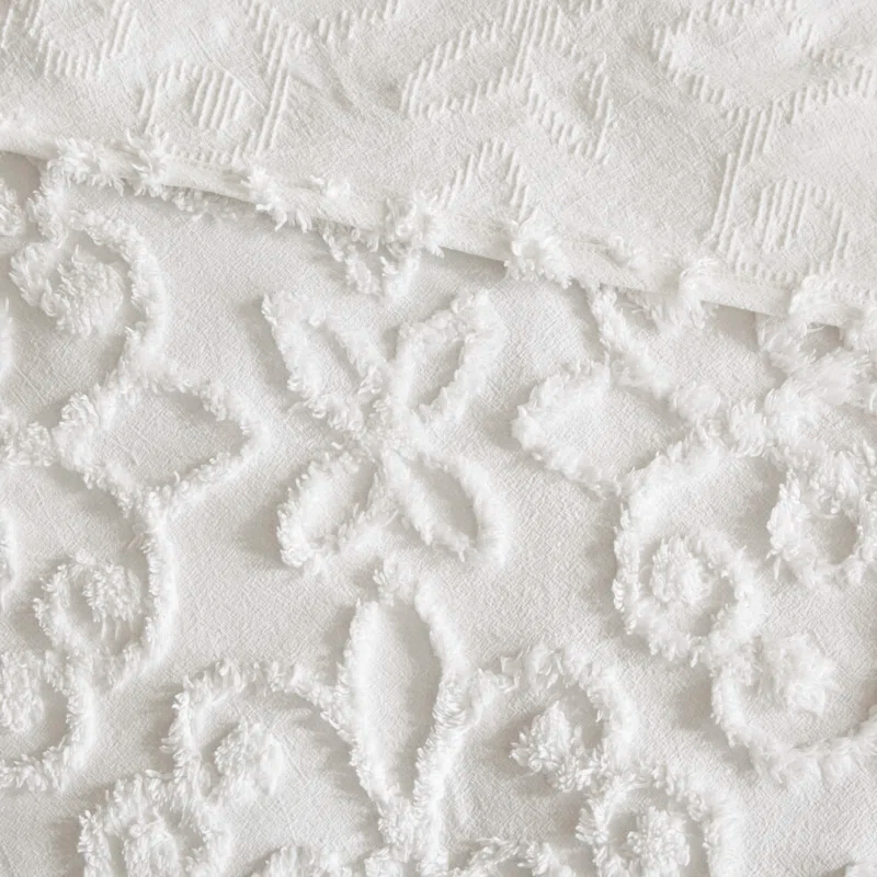 Kelly Clarkson Home Emberly 5 Piece Tufted Cotton Chenille Daybed Set
