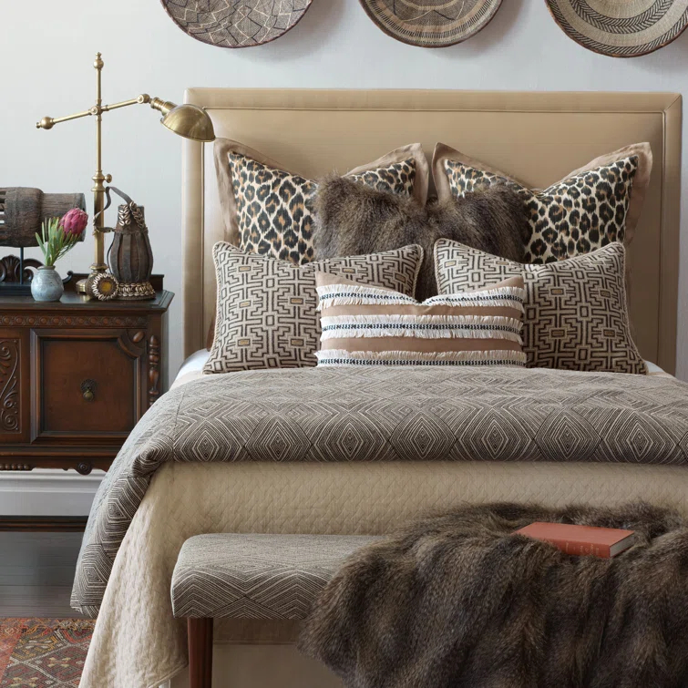 Eastern Accents Naya Beige Cotton Blend Eclectic Duvet Cover Set