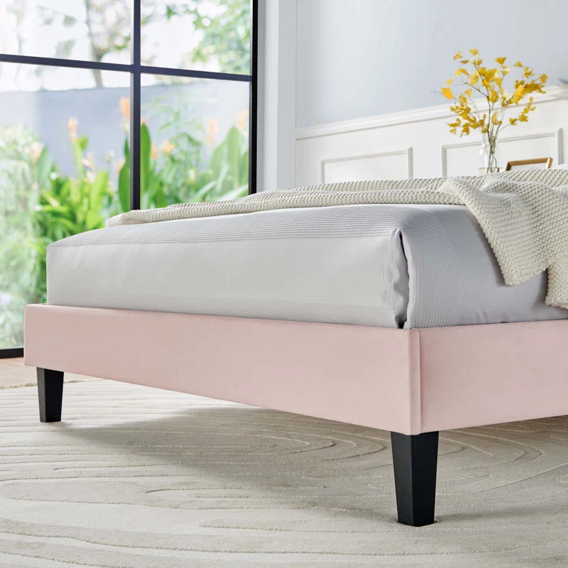 Modway Modway Daisy Performance Velvet Platform Bed
