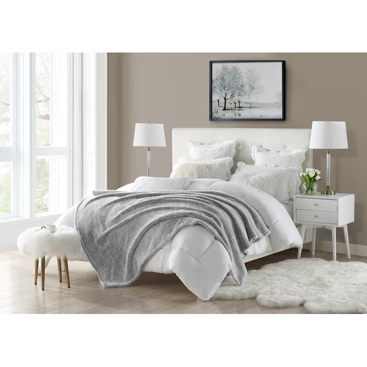 Swift Home Ultra Plush Solid and Frost Tip Throw Blanket