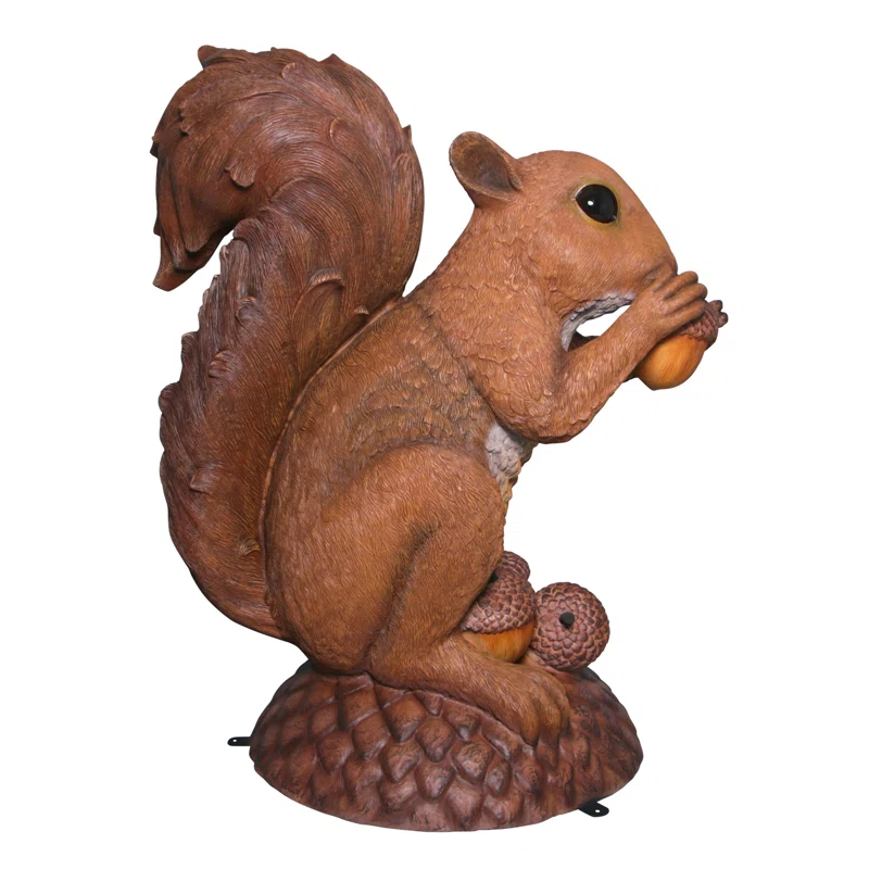 Design Toscano Wirral the Enormous Squirrel Statue