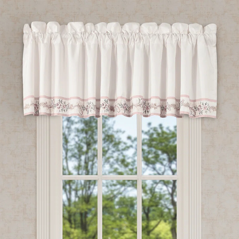 Royal Court Amagansett Window Straight Valance