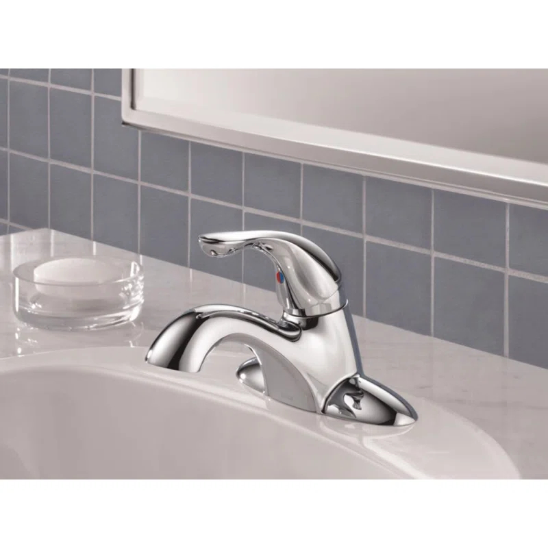 Delta 500-DST Classic Centerset Bathroom Faucet with DIAMOND™ Seal Technology