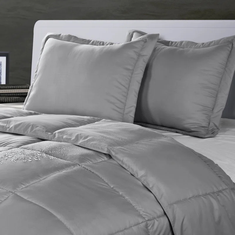 Stayclean Modern & Contemporary Comforter Set