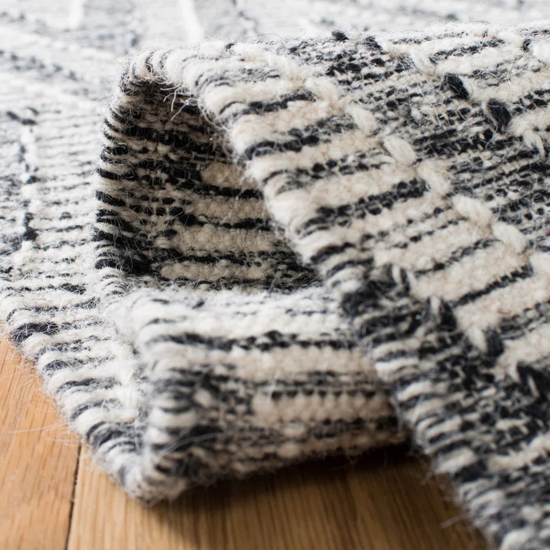 Union Rustic Reliford Kilim Hand Loomed Wool Geometric Rug