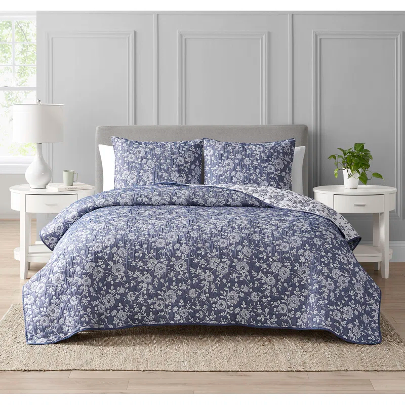 Design Studio CEDAR COURT Marguerite Floral Navy Soft Woven Matelasse Jacquard Cotton Blend Quilt Set