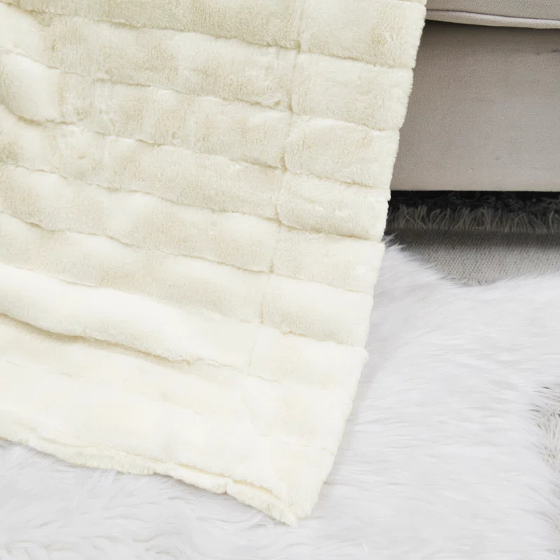 Home Soft Things Super Mink Throw Blanket