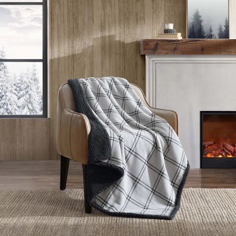 Eddie Bauer Eddie Bauer Printed Flannel/Sherpa Throw Blankets