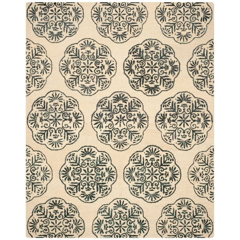 Safavieh Bella Hand Tufted Wool Damask Rug