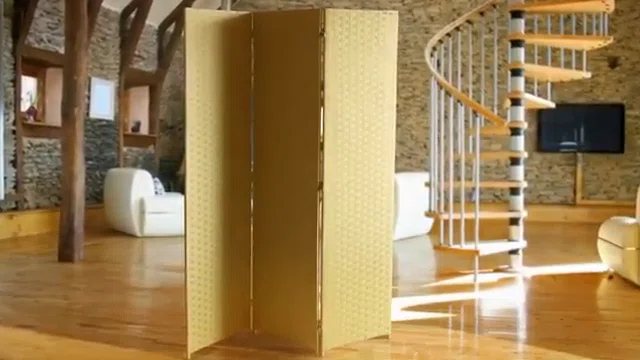 Oriental Furniture Love Birds on Traditional Gold Leaf