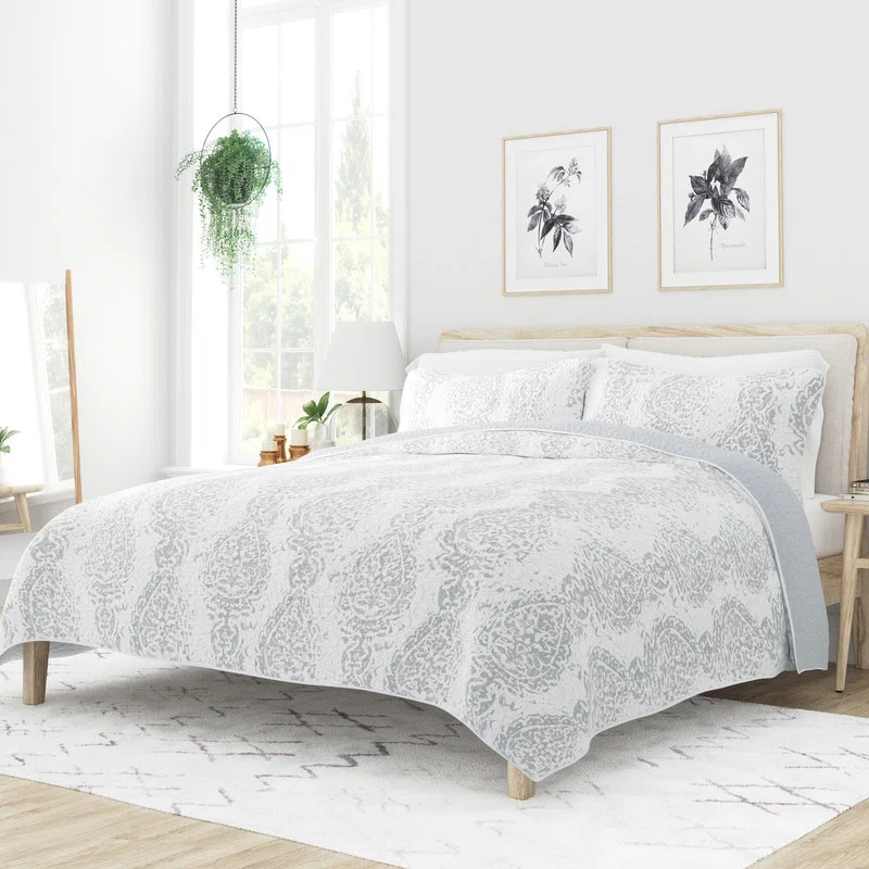 Becky Cameron Becky Cameron Damask Quilt Set