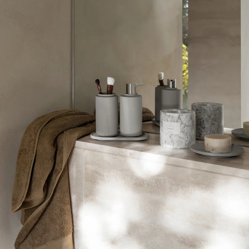 FRABLI Scented Candle w/Marble Container - Small - Tonga Fragrance