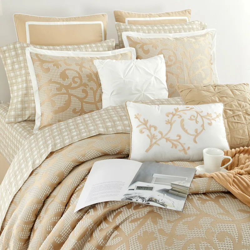 Nanshing America, Inc Janella 14 Piece Luxury Glam Comforter Set
