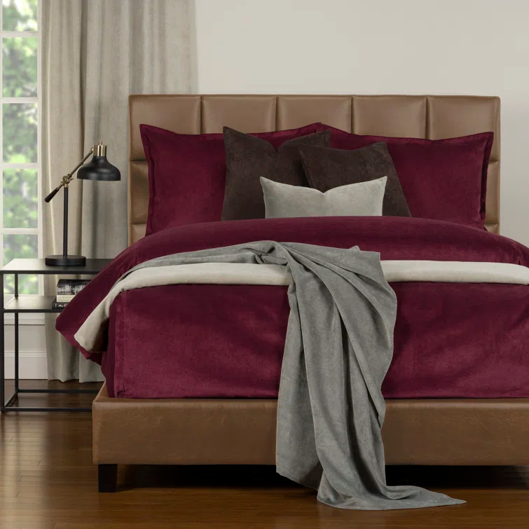 Siscovers Mixology Velvet Bed Cap Comforter Set with Sewn Corners