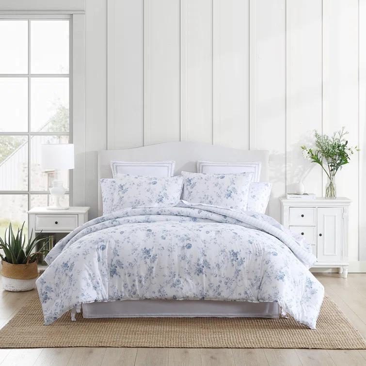 Laura Ashley Evie Laura Ashley Blue Cotton Comforter Reversible Set