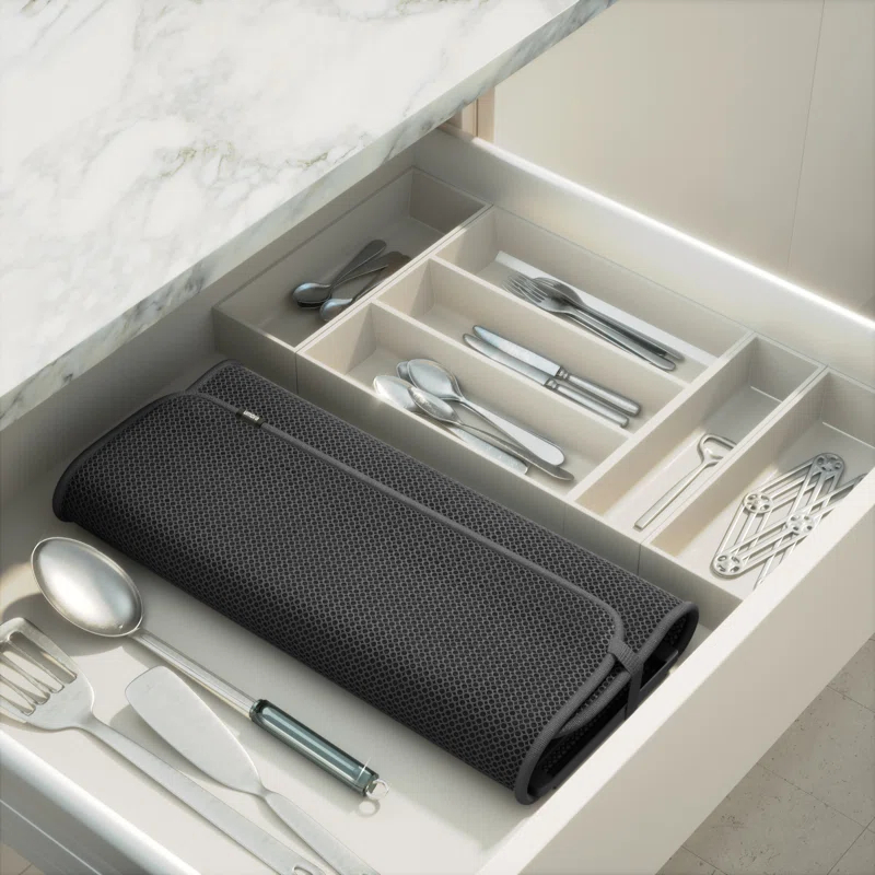 Umbra Adjustable Plastic Dish Rack