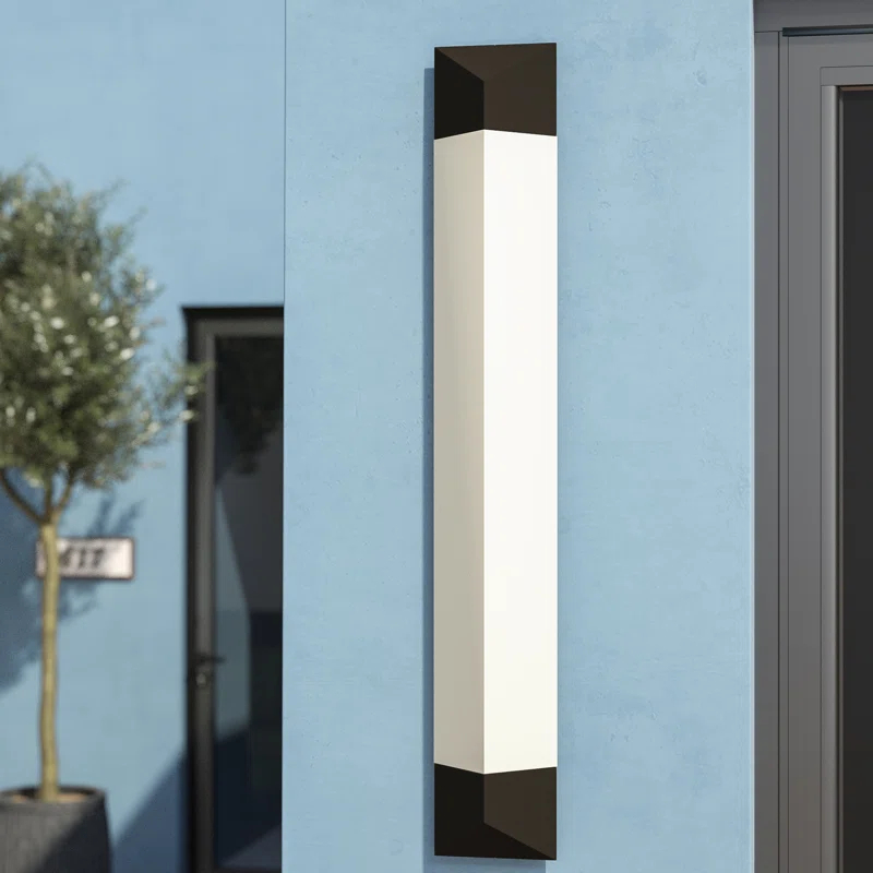 SONNEMAN Triform LED Wall Light