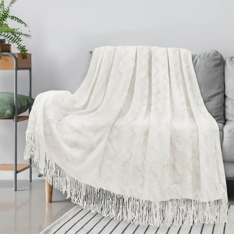 Pavilia Throw Blanket