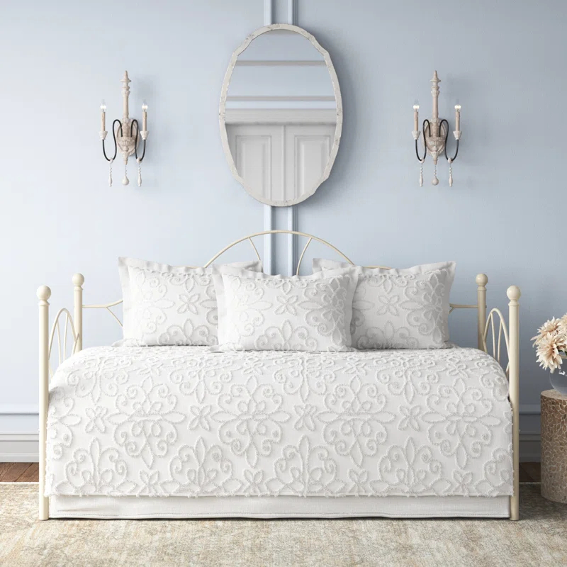 Kelly Clarkson Home Emberly 5 Piece Tufted Cotton Chenille Daybed Set