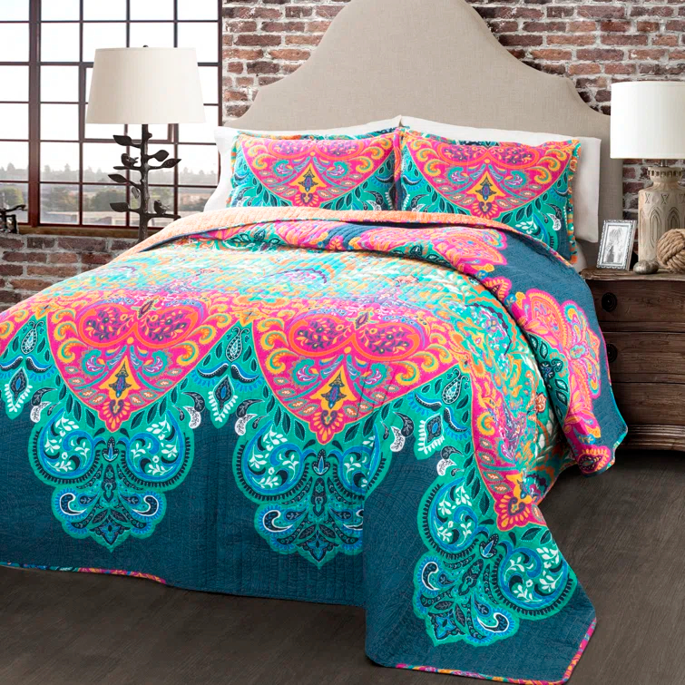 Lush Decor Galleria Cotton 320 TC Reversible Quilt Set