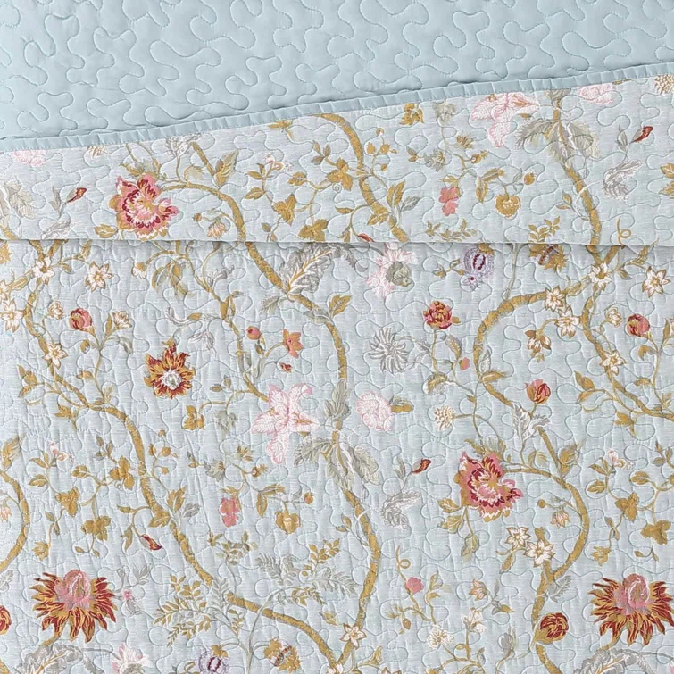 Style 212 Bedford Farmhouse / Country Cotton Blend Floral Quilt Set