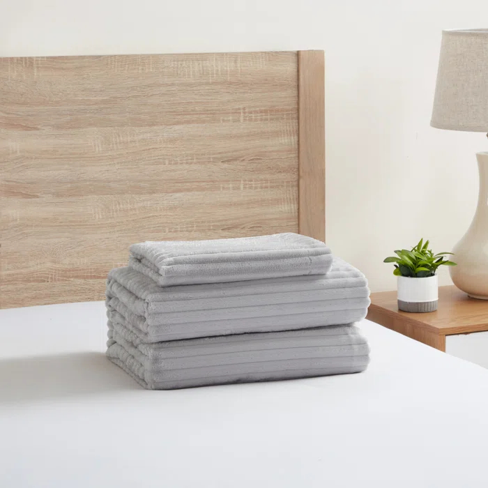 Nestl Microfiber Reversible Duvet Cover Set