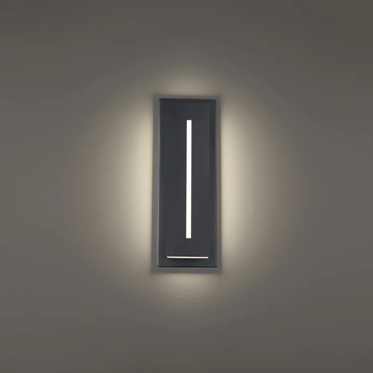 Midnight Single Light Outdoor Aluminum LED Wall Light