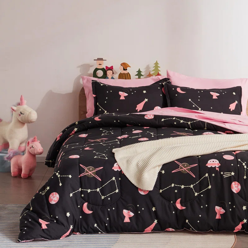 Sleep Zone Galaxy Bedding Set
