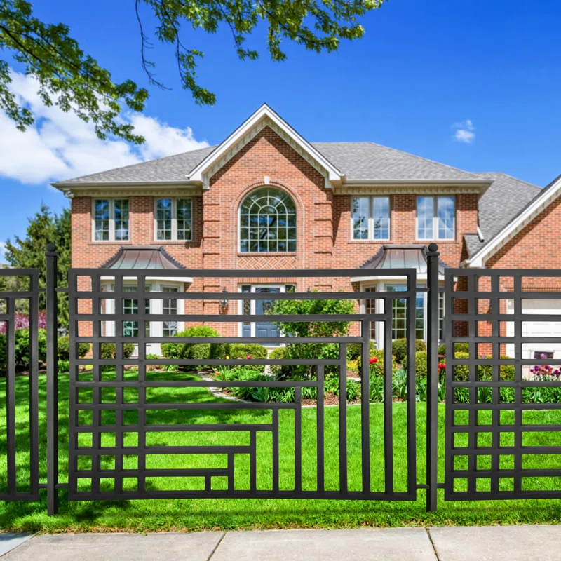 60'' H x 192'' W Metal Fencing Kits