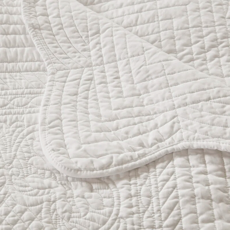 Journey Oversized Quilted Throw with Scalloped Edges