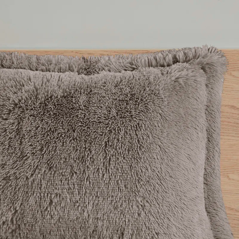 Intelligent Design Malea Shaggy Faux Fur Comforter Mini Set