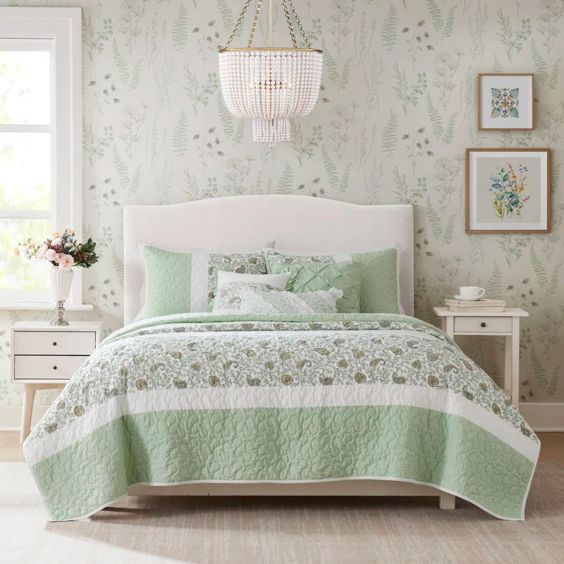 Madison Park Dawn 6 Piece Cotton Percale Quilt Set with Throw Pillows
