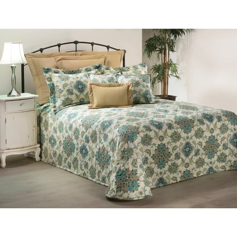 thomasville at home Brooklyn II Cotton Floral Coverlet