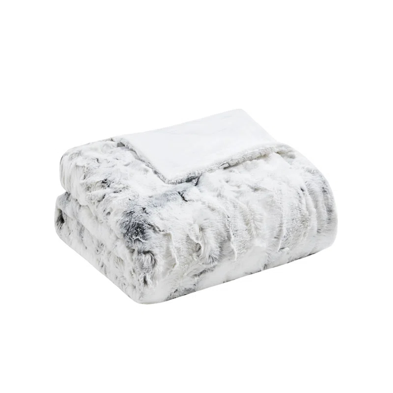 Madison Park Sachi Oversized Throw