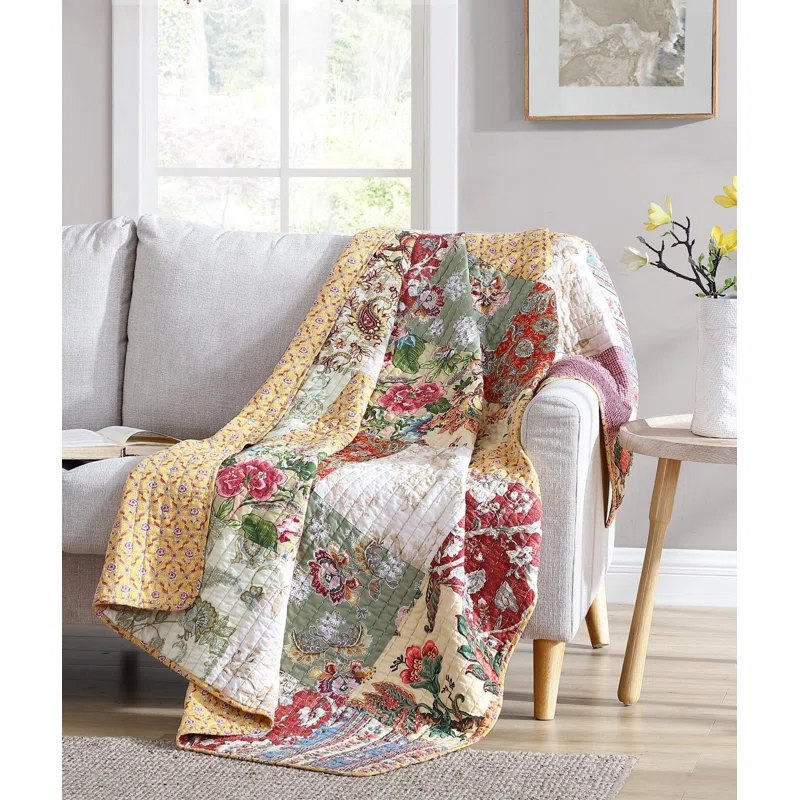 Chezmoi Collection Beige/Red Cotton Reversible Quilt Set
