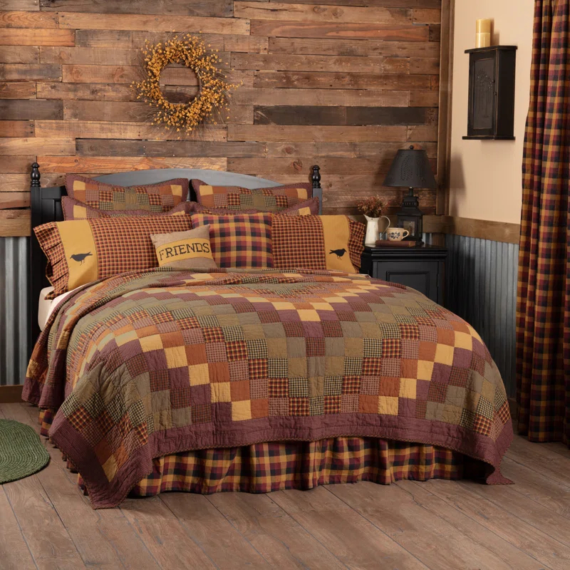 VHC Brands Heritage Farms Farmhouse / Country Cotton Patchwork Quilt