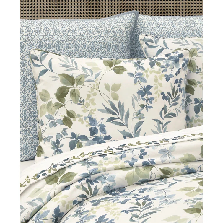 Royal Court Elwood Comforter Set