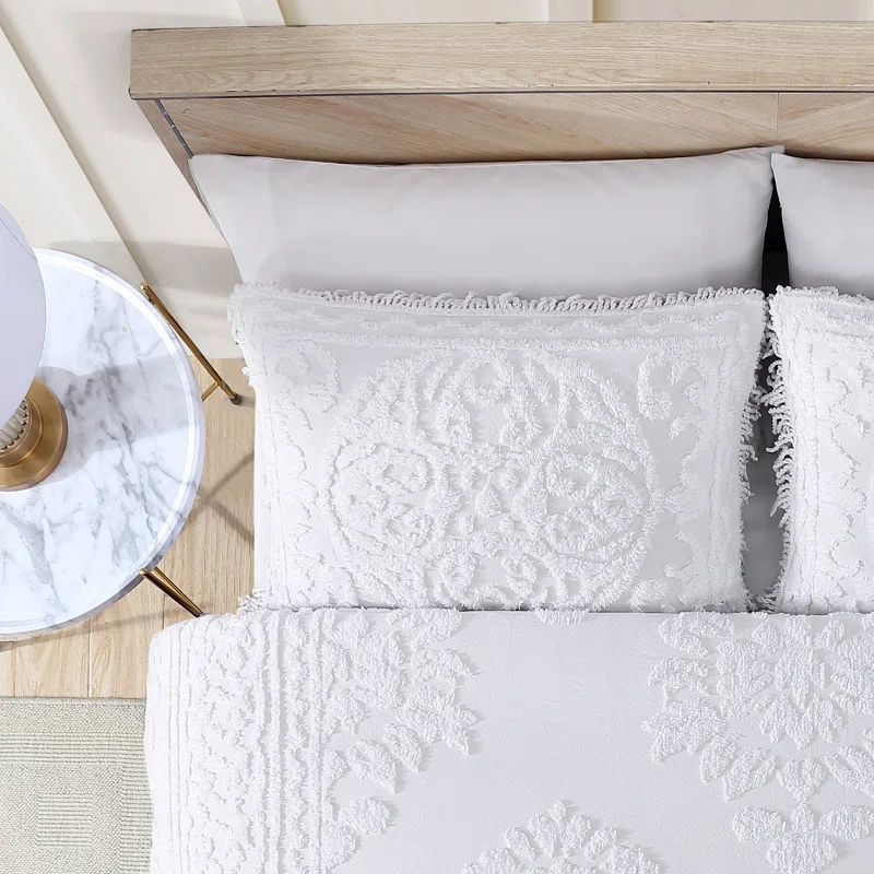 Beatrice Home Fashions Medallion Cotton Pillow Sham